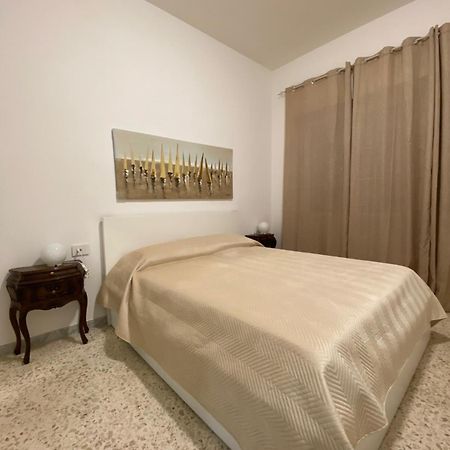 B&B Poseidon Fiumicino Bagian luar foto